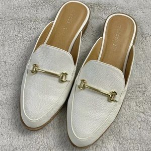 Madden Girl White Gold Slip On Mules Almond Toe 1” Heel Size 9M